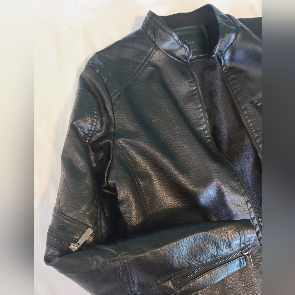 Jacket - Picture 2 of 12